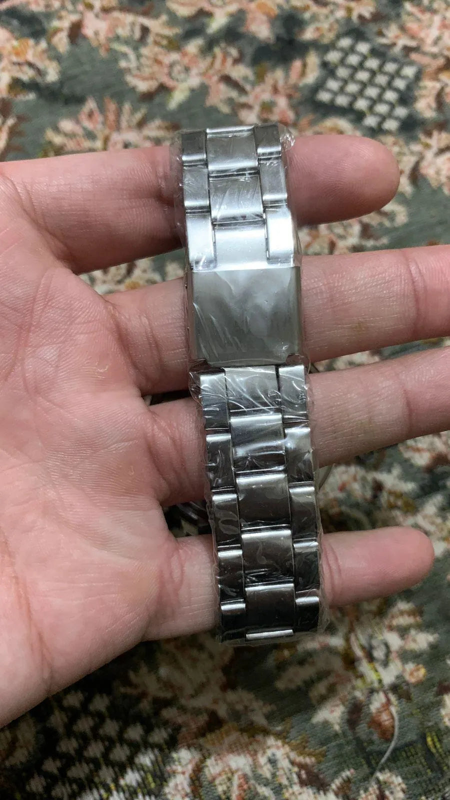 Men's Skin Friendly Strap Watch– Classic Stylish Look