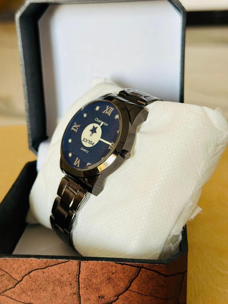 Analogue Watch For Unisex-Stylish Black Colour Watch – Affordable Price